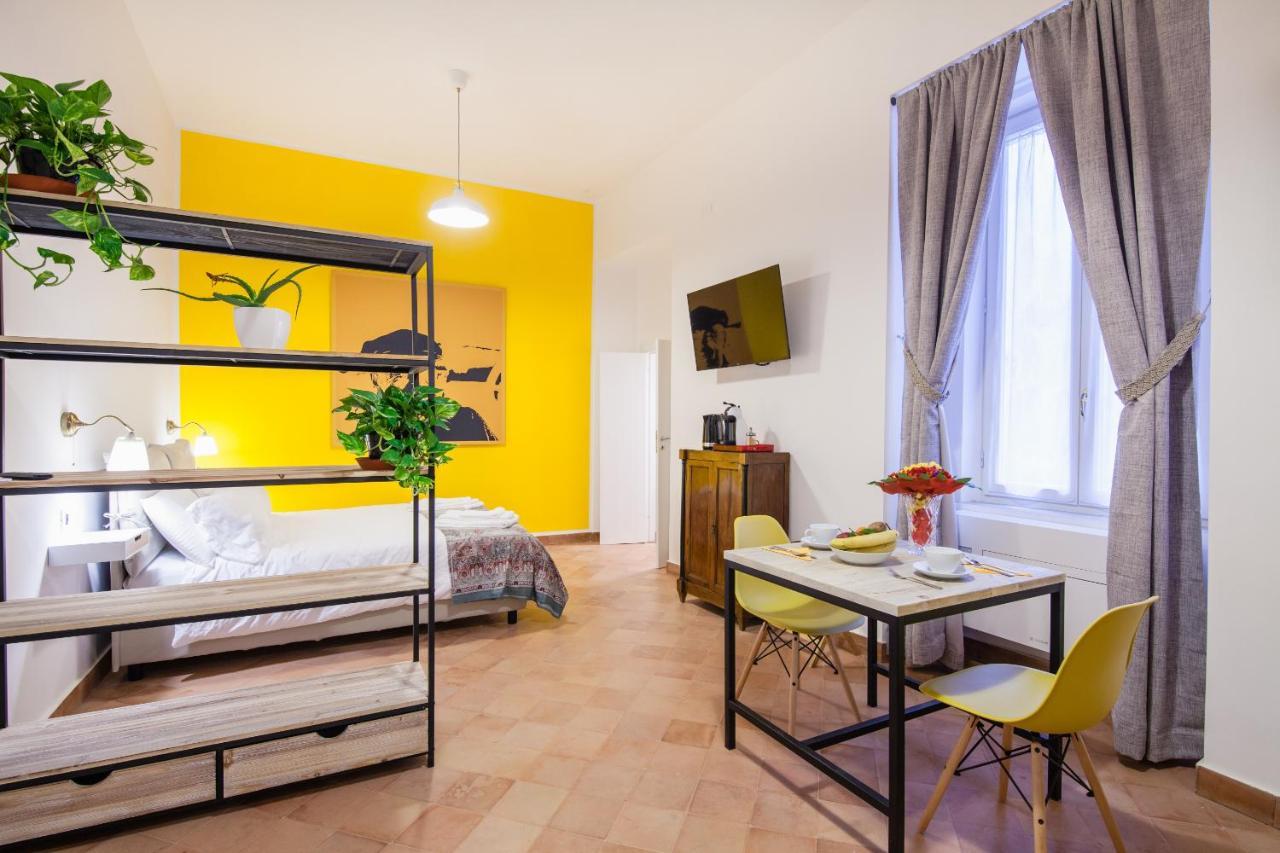 Palazzo Marigliano - Serviced Apartments Nápoly Kültér fotó