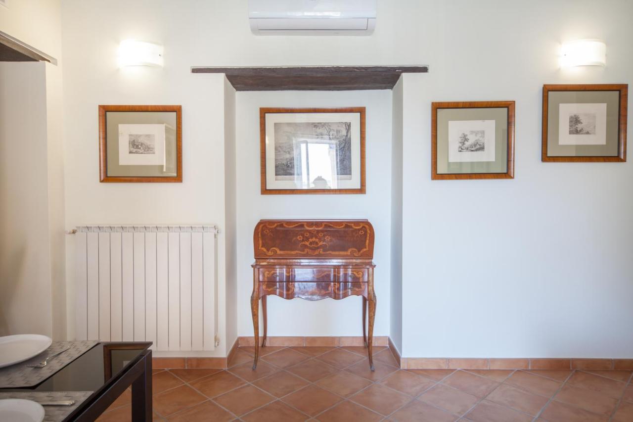 Palazzo Marigliano - Serviced Apartments Nápoly Kültér fotó