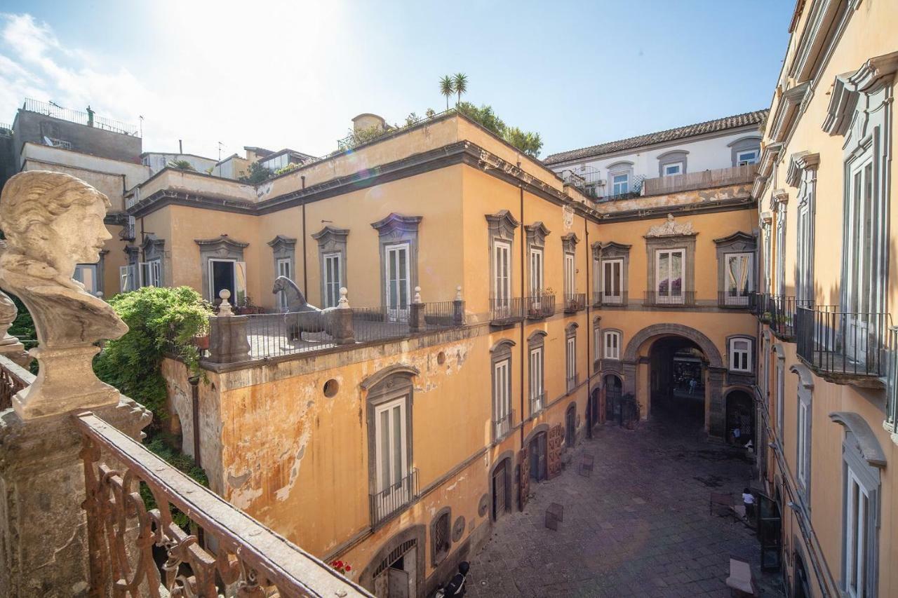 Palazzo Marigliano - Serviced Apartments Nápoly Kültér fotó